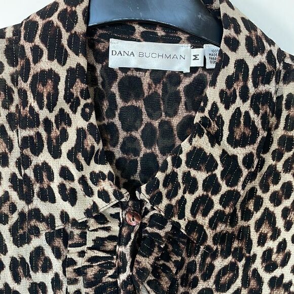 Dana Buchman Stretchy Leopard Shirt with Ruffle Placket, M - Picture 2 of 6